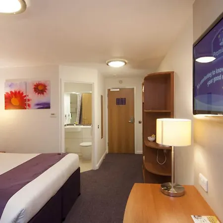 Premier Centre - New Street Hotel