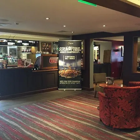 Premier Centre - New Street Hotel