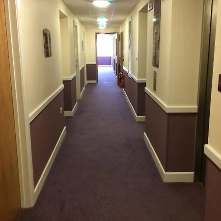 Premier Centre - New Street 3*